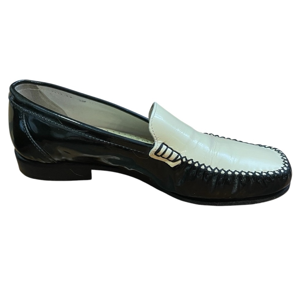 Clarus Patent‎ Leather Black and Cream Moccasin Stich Loafers with Sleek Design
